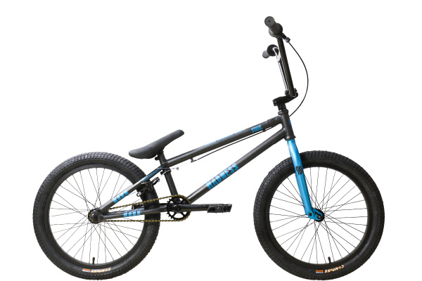 Велосипед Stark' Madness BMX 4 (2025) Велосипед Stark' Madness BMX 4 (2025)