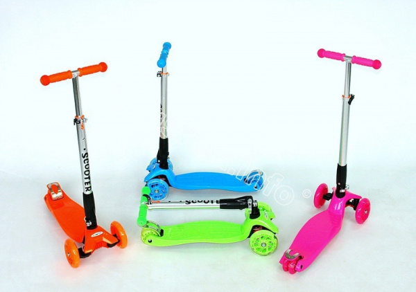 14-С12624 Самокат 3-х колесный Eurotex Scooter