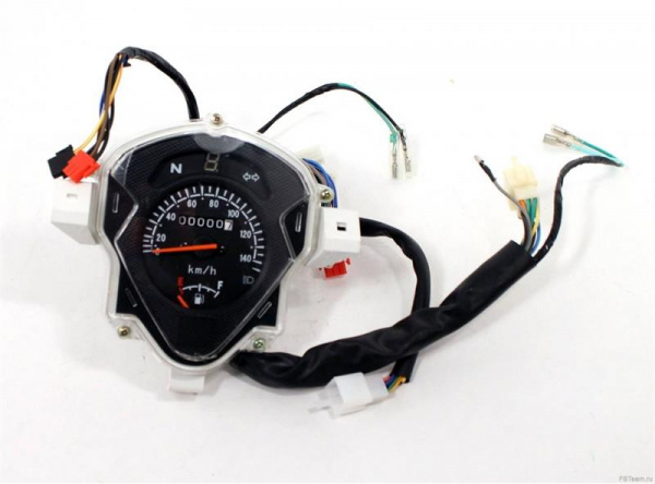 YM-661 Панель приборов Blade